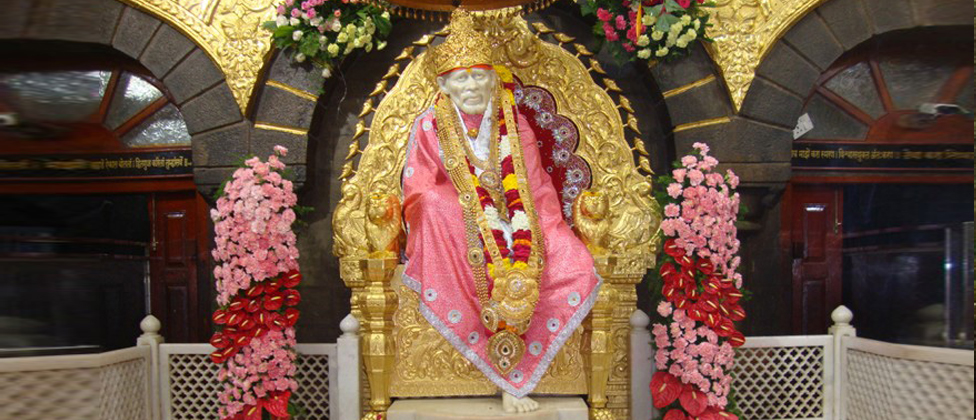 Pune to Shirdi Darshan